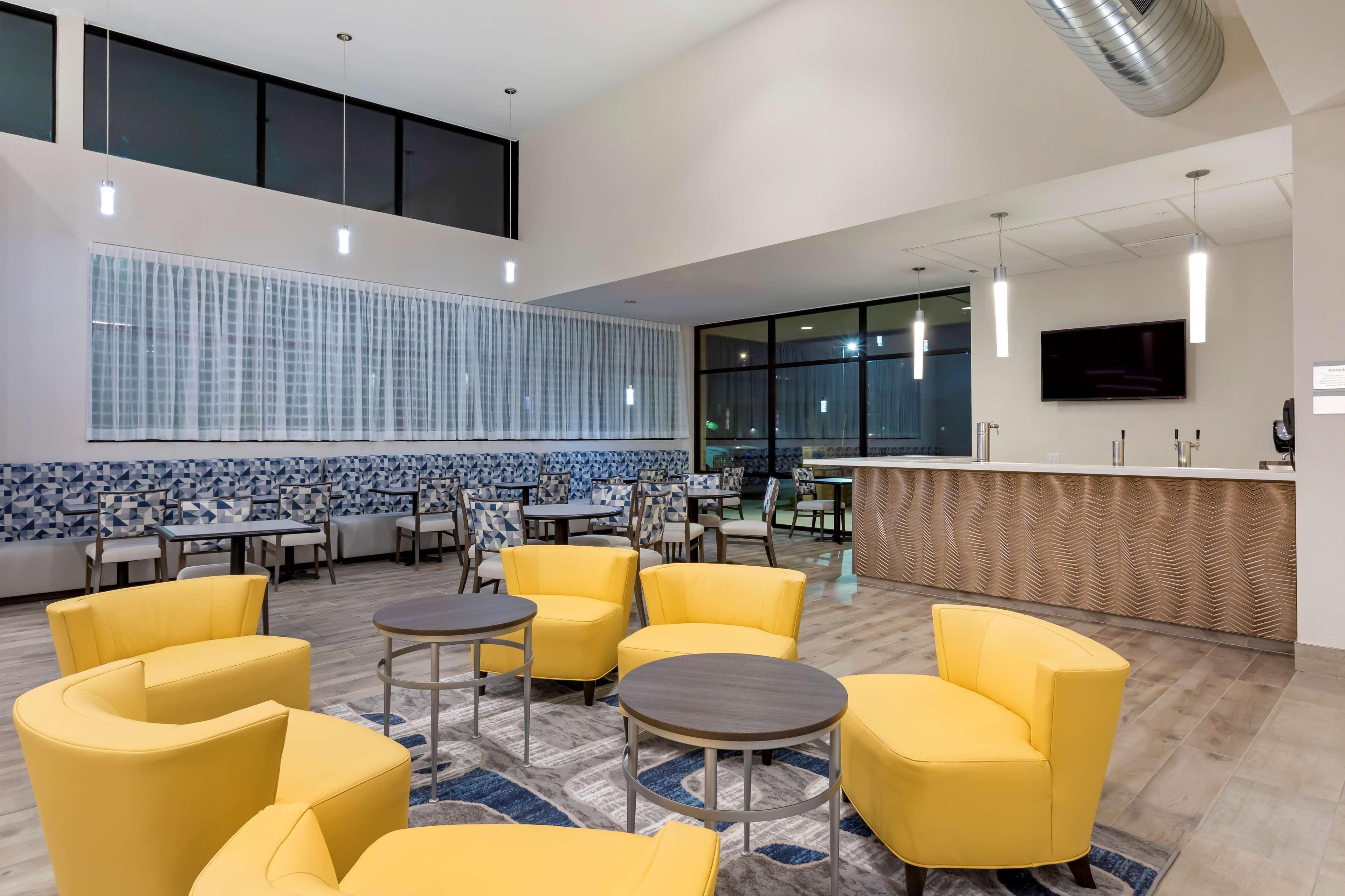 Best Western Plus Executive Residency Phoenix North Happy Valley Dış mekan fotoğraf