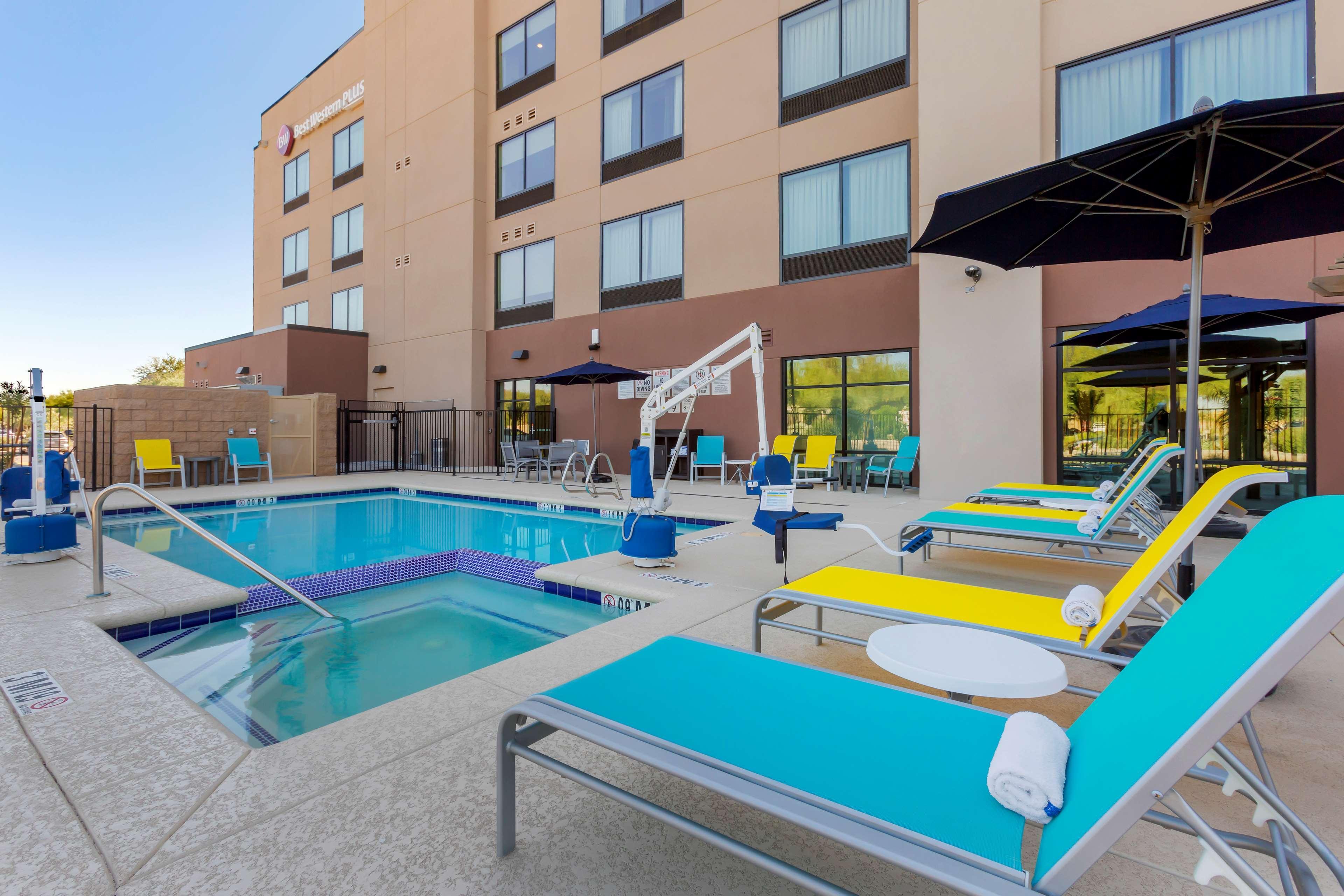 Best Western Plus Executive Residency Phoenix North Happy Valley Dış mekan fotoğraf