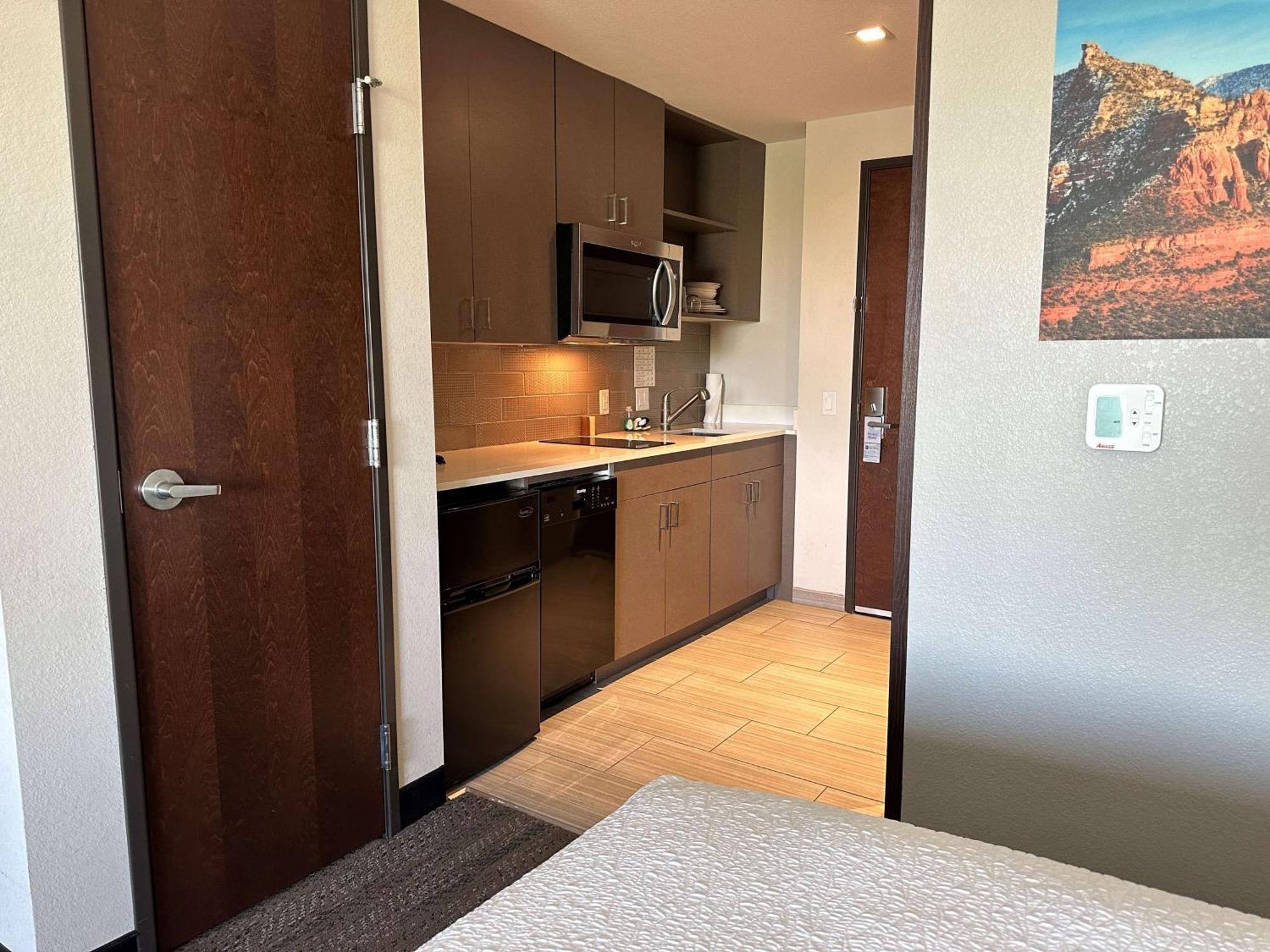 Best Western Plus Executive Residency Phoenix North Happy Valley Dış mekan fotoğraf