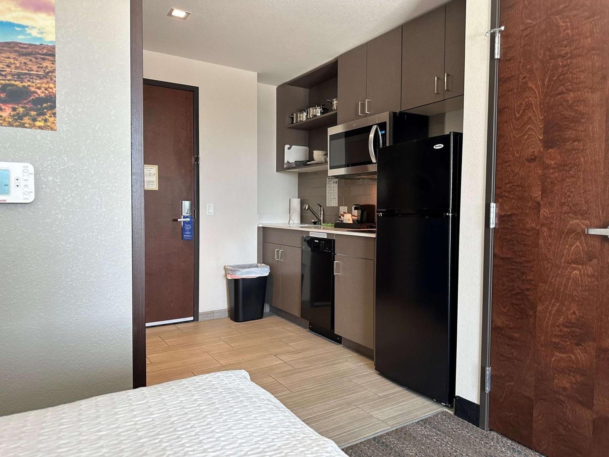 Best Western Plus Executive Residency Phoenix North Happy Valley Dış mekan fotoğraf